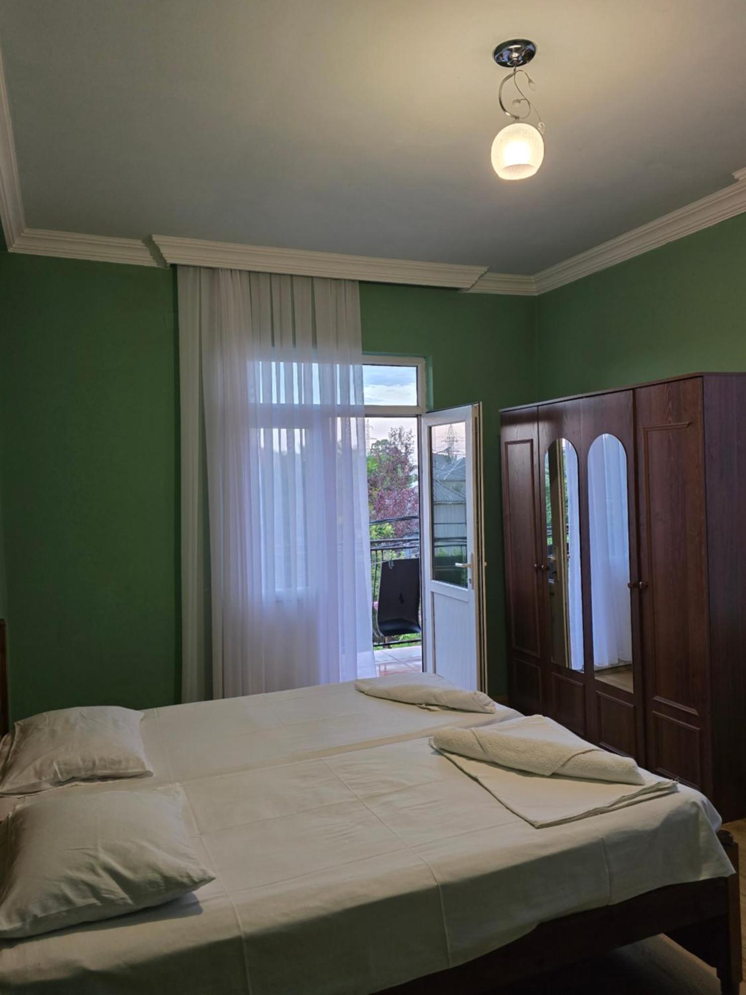Mziuri Cozy Guesthouse Kobuleti Exterior photo