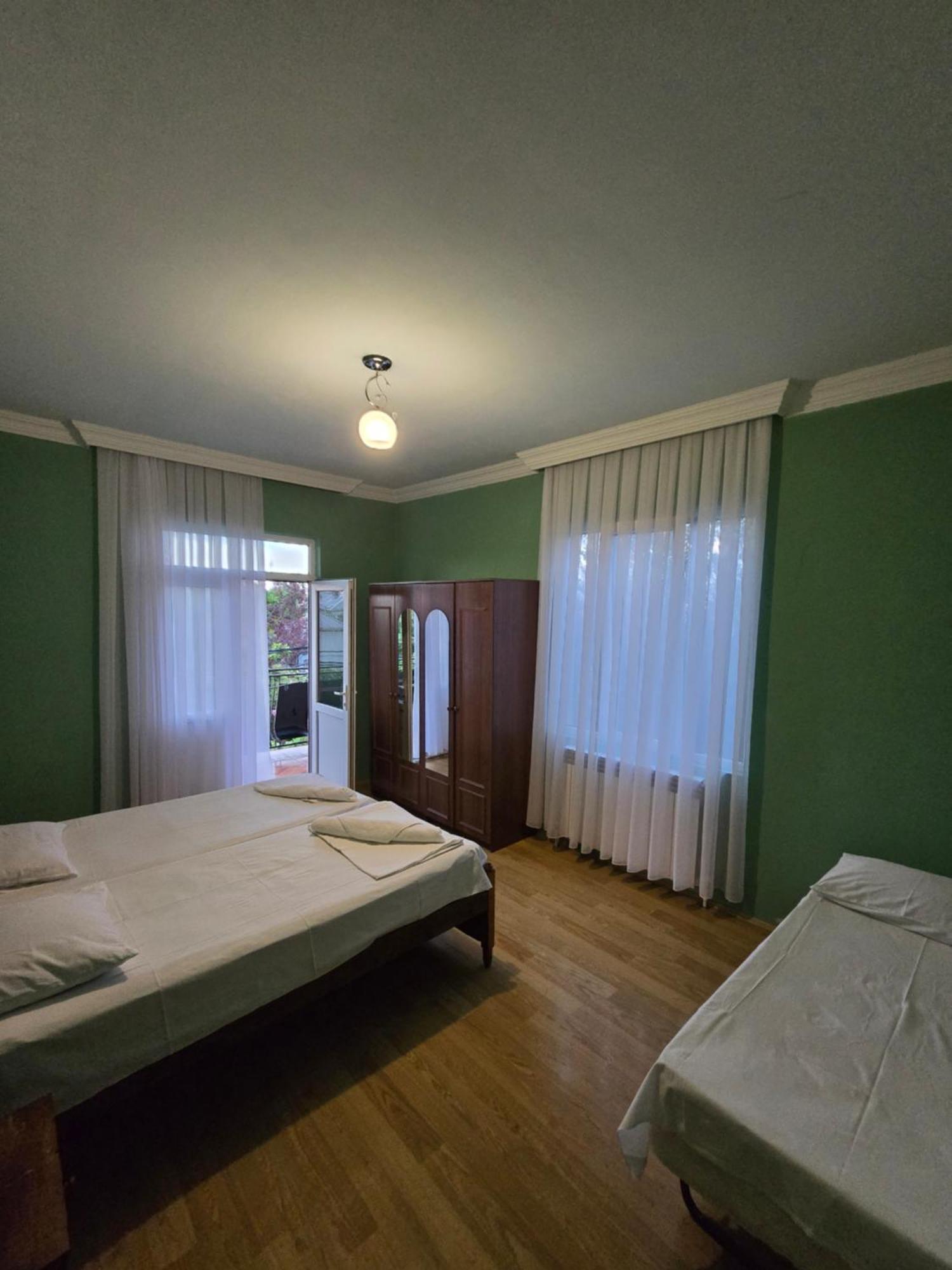 Mziuri Cozy Guesthouse Kobuleti Exterior photo